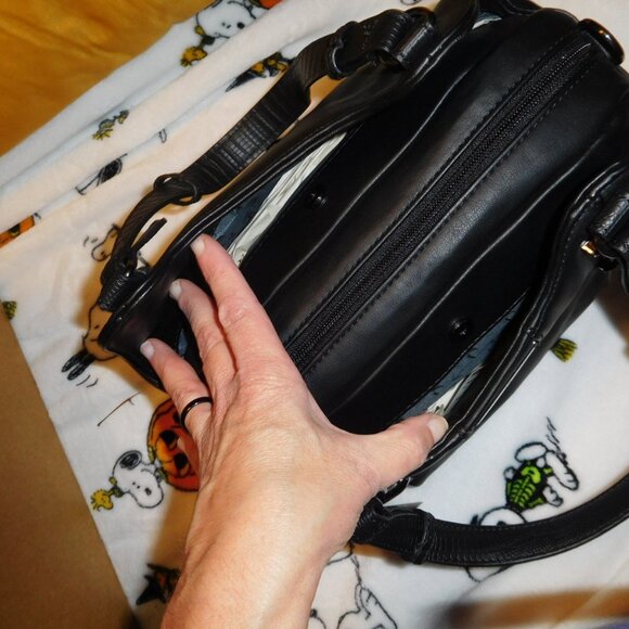 NWT VERA WANG BUENA BLACK SATCHEL CROSSBODY STRAP - Picture 6 of 10